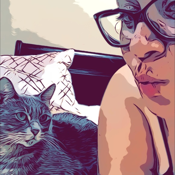 Meet your Posher, Aminta - Picture 3 of 3